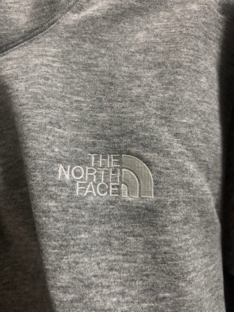 THE NORTH FACE グレー パーカー NT62338