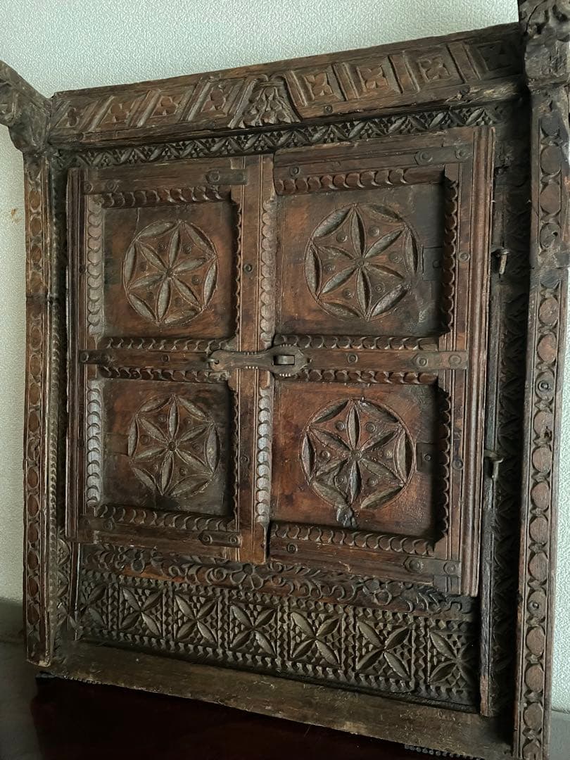 アンティーク　インドネシア窓