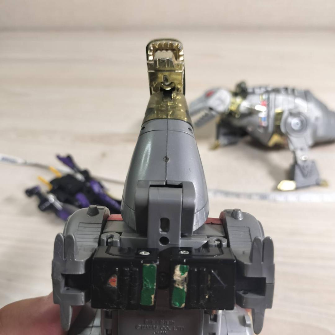 ハズブロ／タカラ　トランスフォーマーアクションフィギュア　８０年代４体