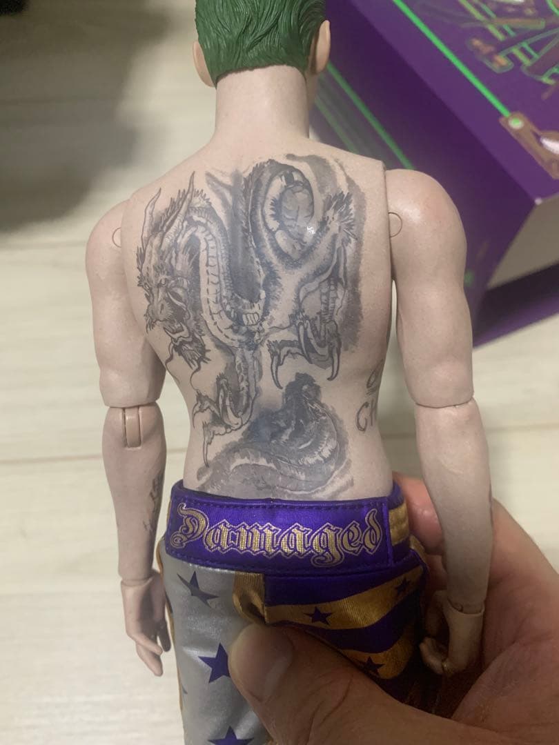 ホットトイズ　ジョーカー　スーサイド