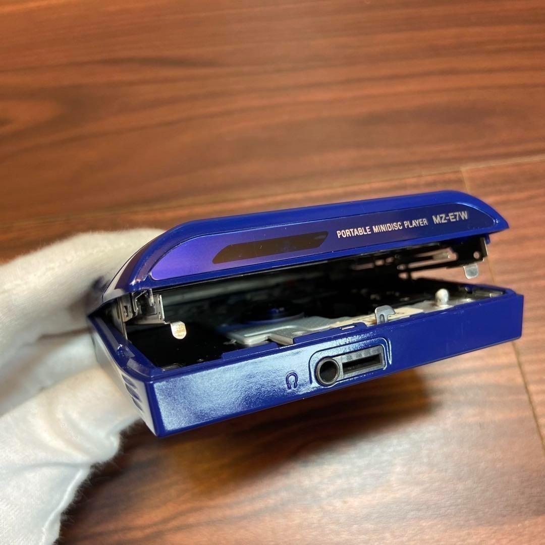 SONY MDウォークマン MZ-E7W MDプレーヤー BOSS 3469