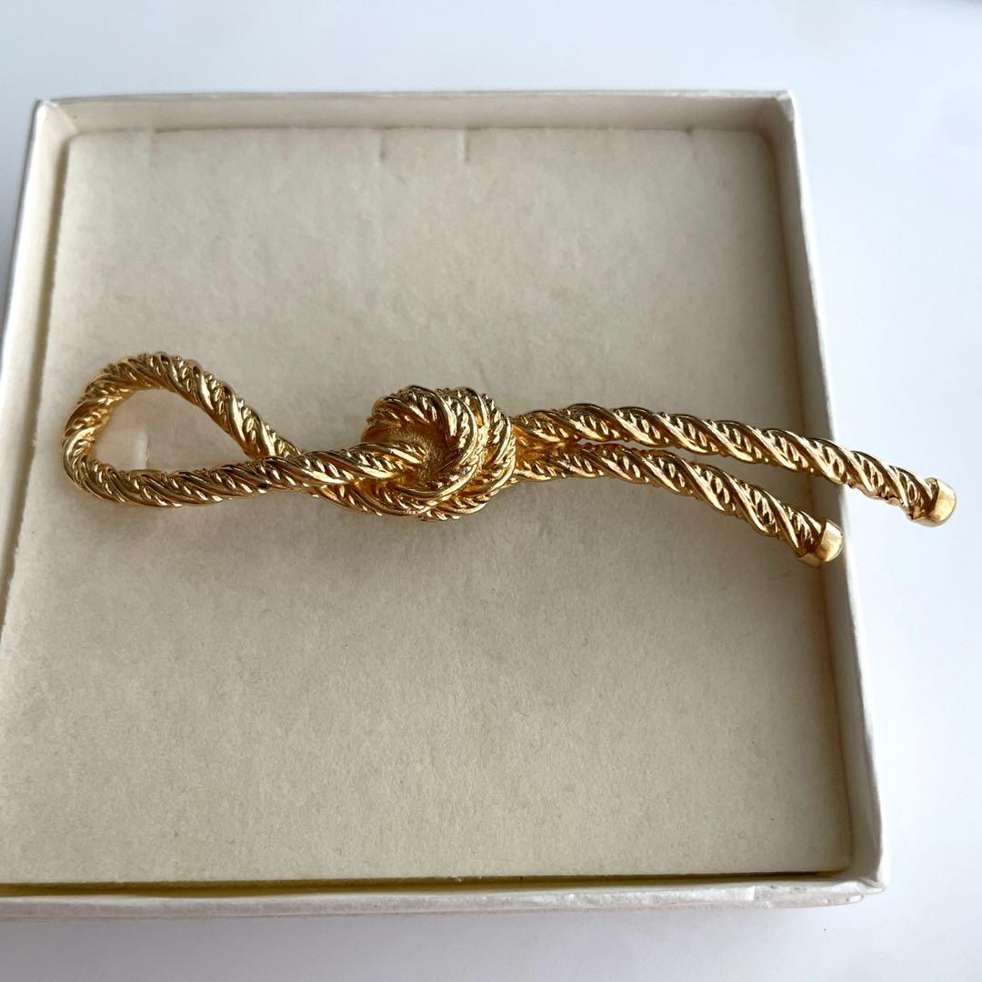 Christian Dior ゴールドカラー　ブローチ