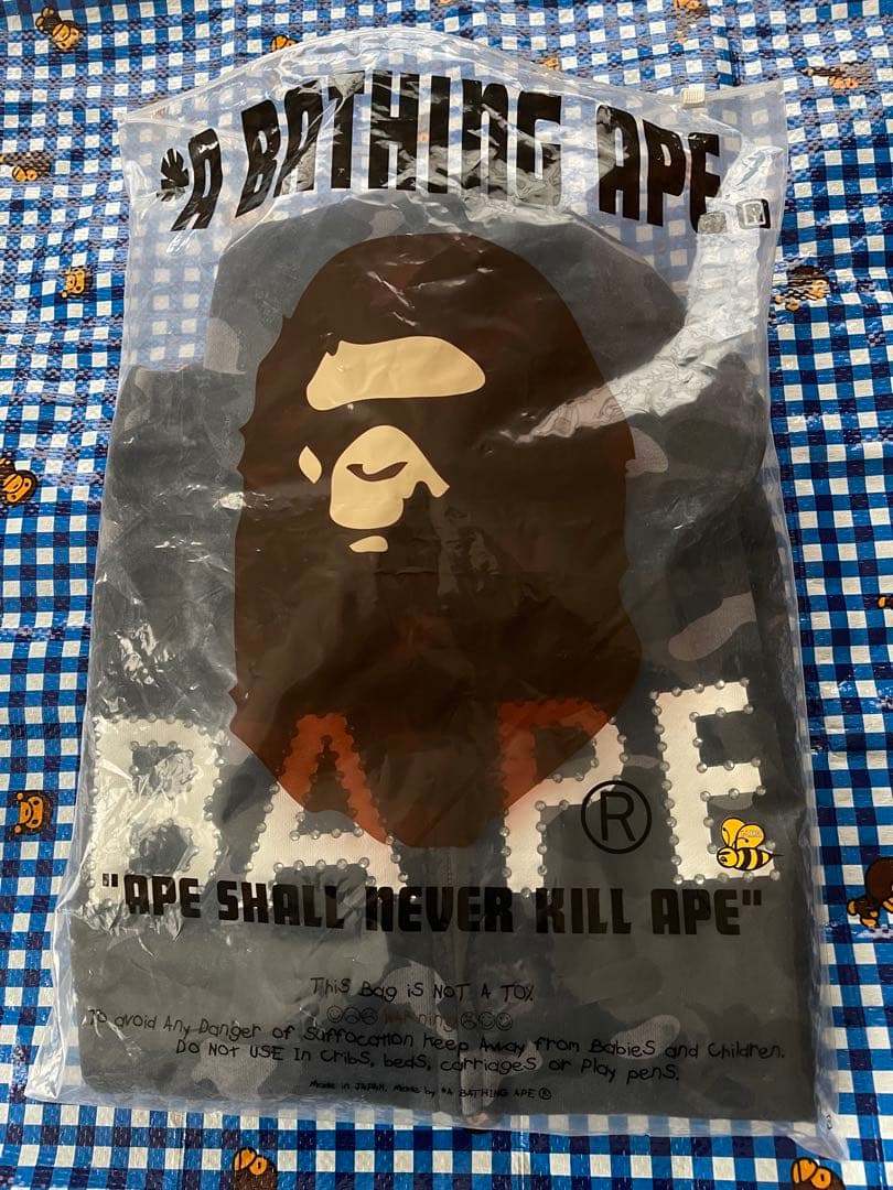 エイプフルジップパーカー