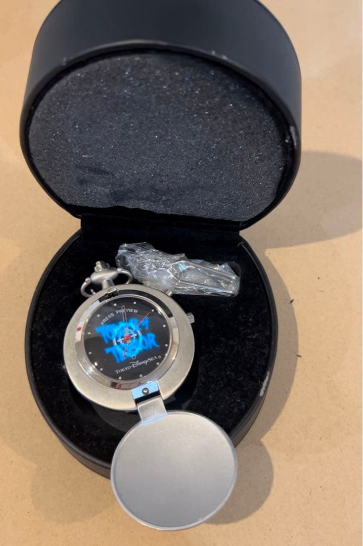 タワー・オブ・テラー オープニング記念品　懐中時計