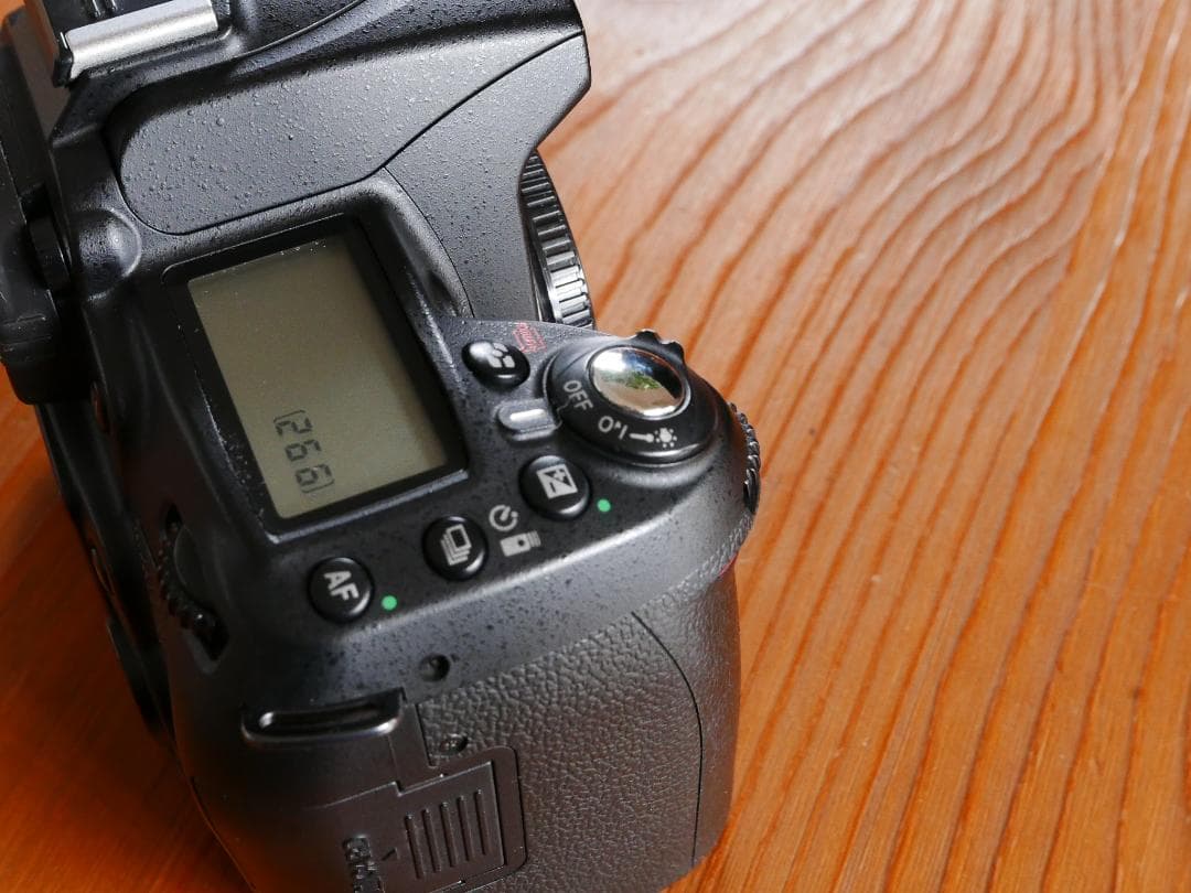 Nikon D90 デジタル一眼レフカメラ+レンズ 55-200mm