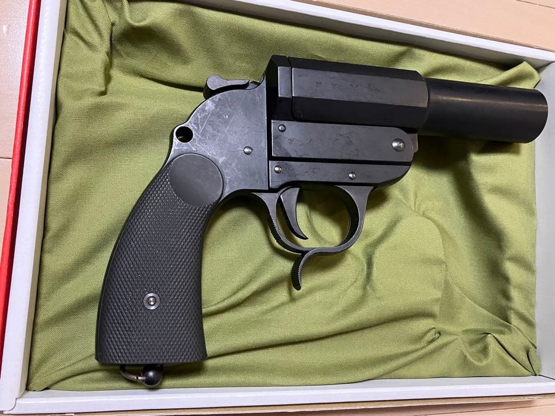 CAW カンプピストル　ガスガン