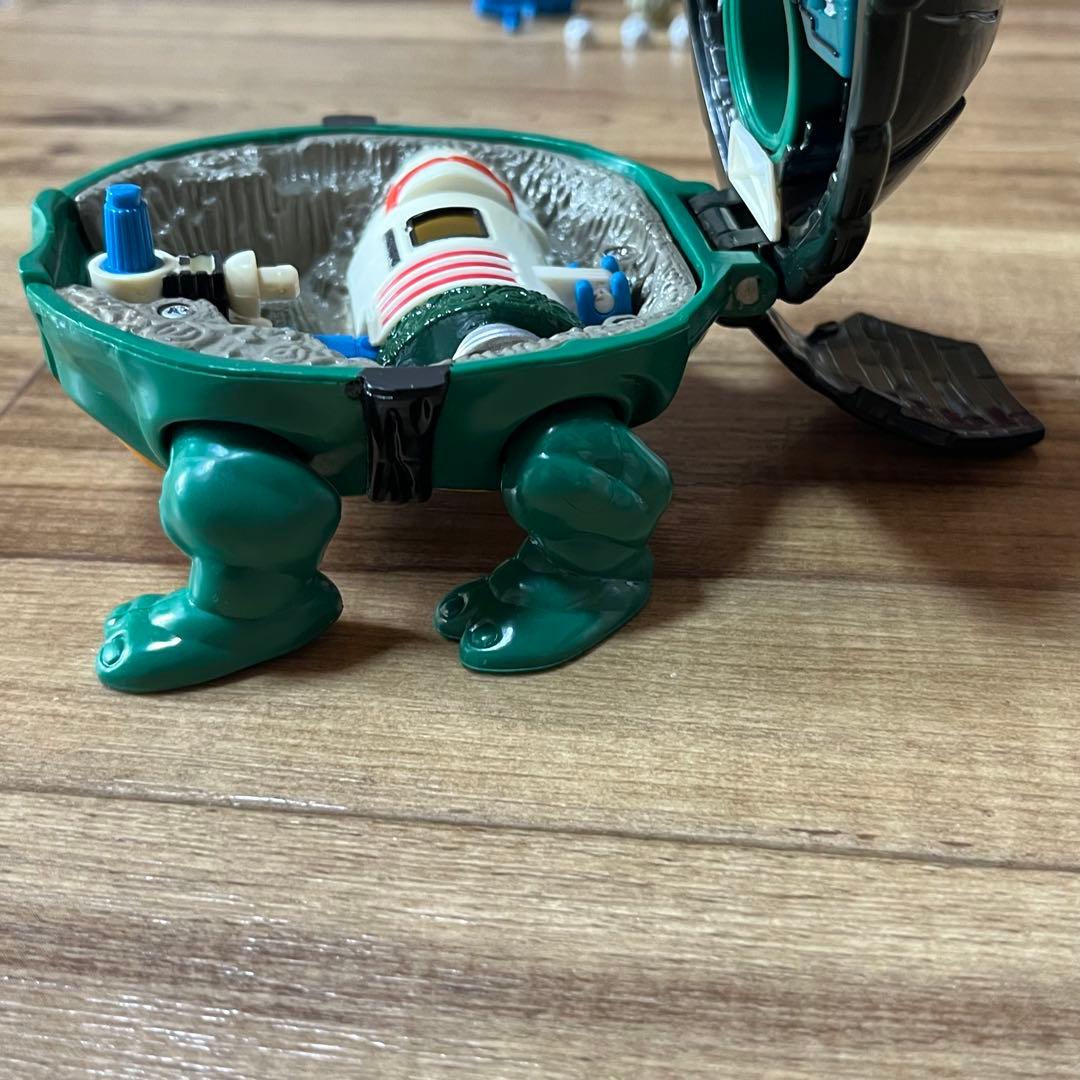 ミュータントタートルズ ミケランジェロ ミュータントベース フィギュア タカラ