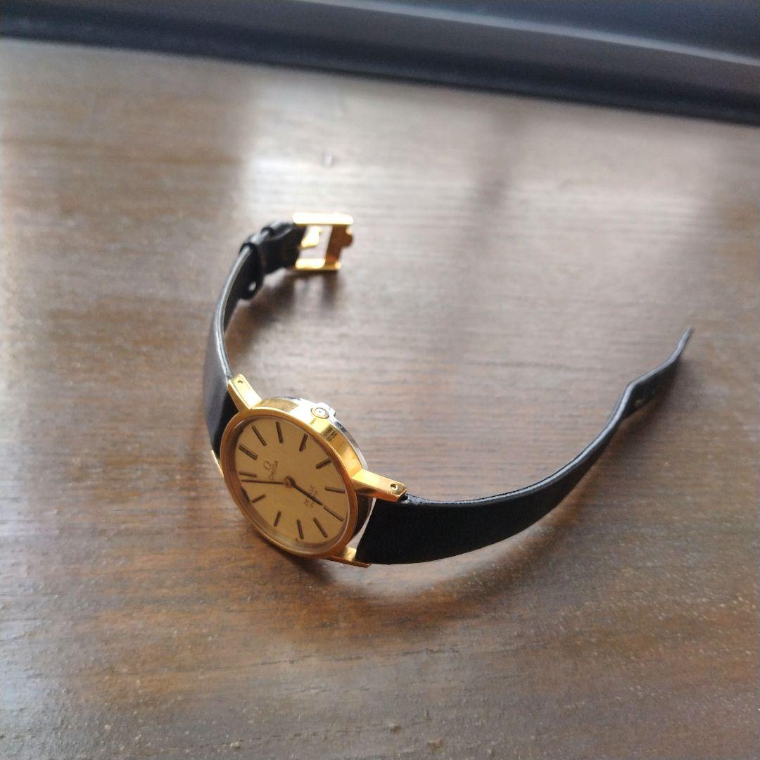 OMEGA オメガ 時計 ゴールド クオーツ　レディース