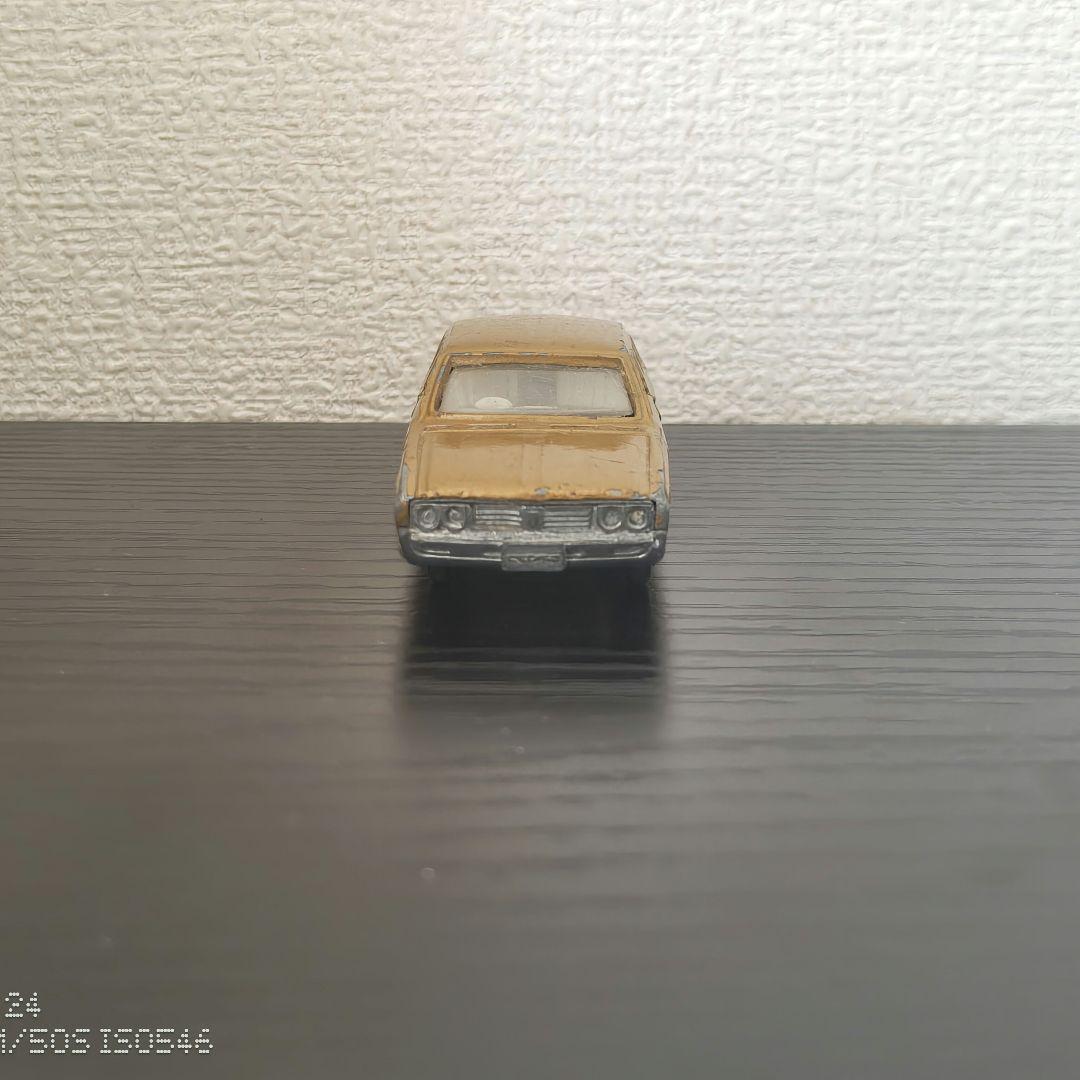 TOMICA　トミカ　日産セドリック　茶色　香港製