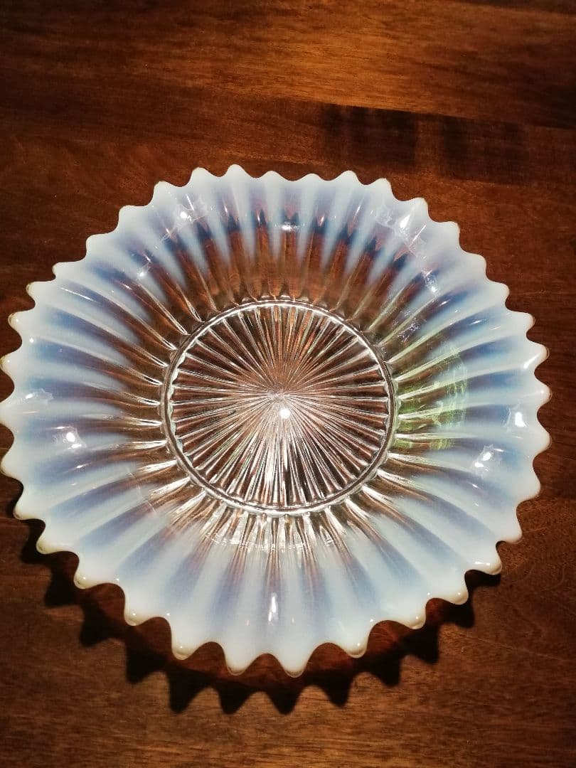 明治、大正時代の乳白色大皿