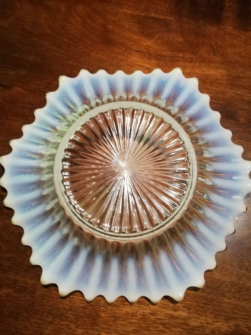 明治、大正時代の乳白色大皿