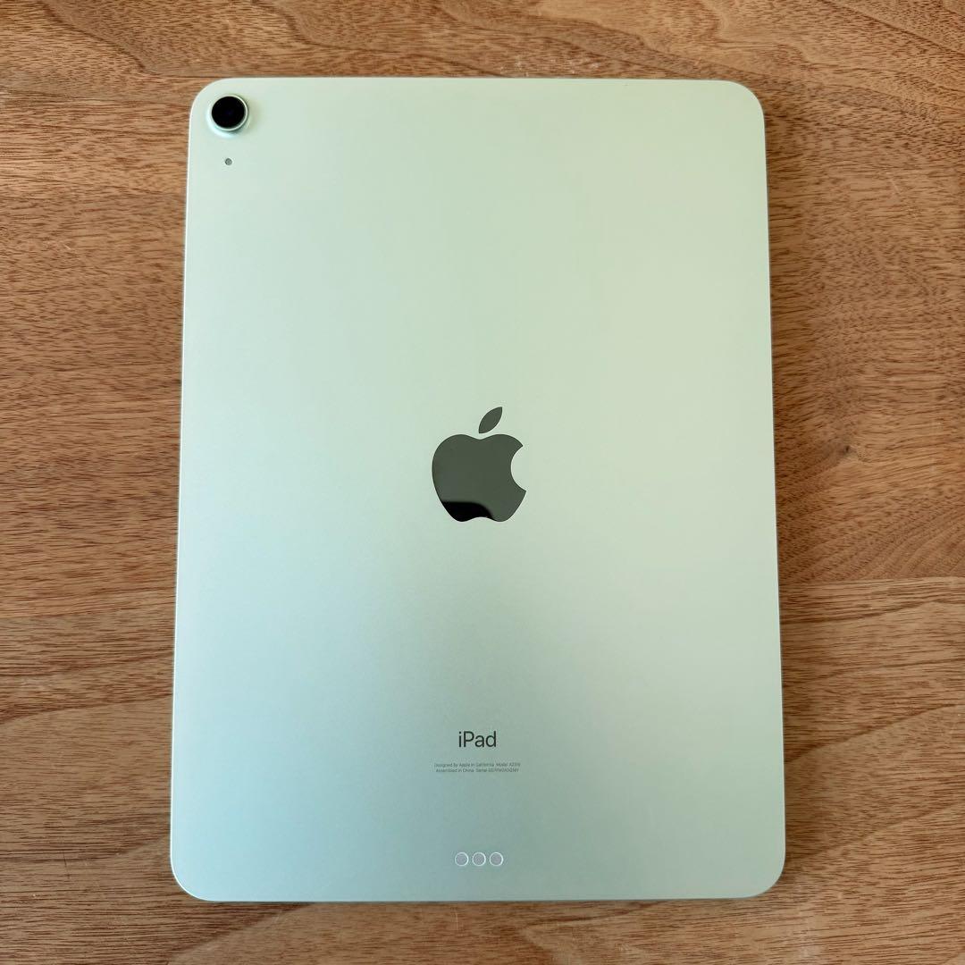 【美品】iPad air 第4世代 256G グリーン　純正キーボードケース付