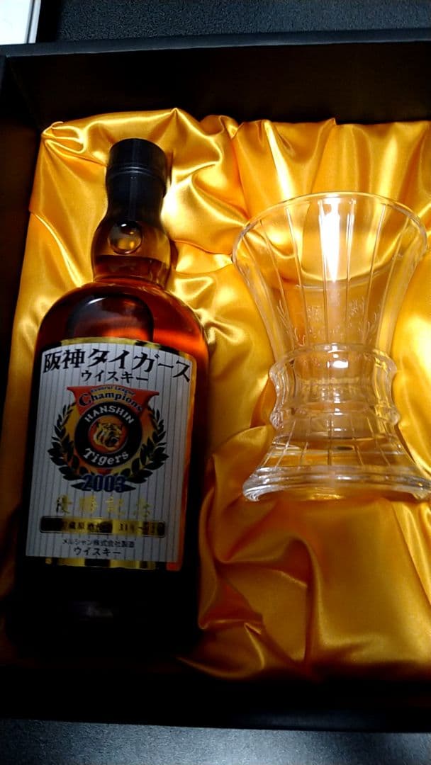 阪神タイガース　2003年　優勝記念　ウイスキー