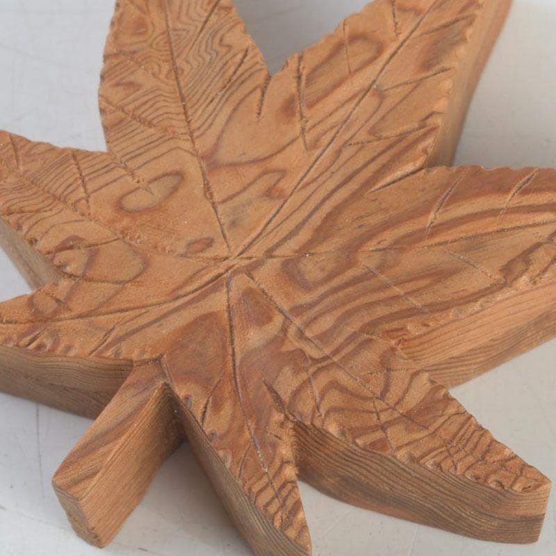 茶道具　石津外記作　屋久杉　内金溜　楓香合　共箱　V　9276