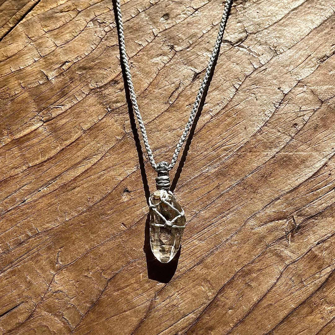 ヒマラヤ水晶 ガネッシュヒマール ＊ マクラメペンダント 29