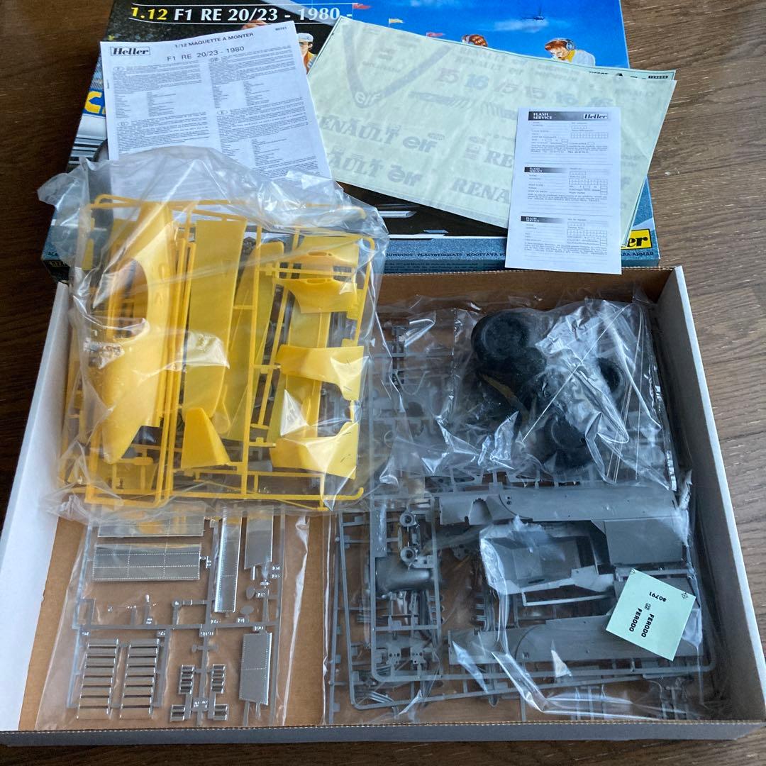 Heller 1/12 RENAULT ルノーF-1 RE20/23 1980