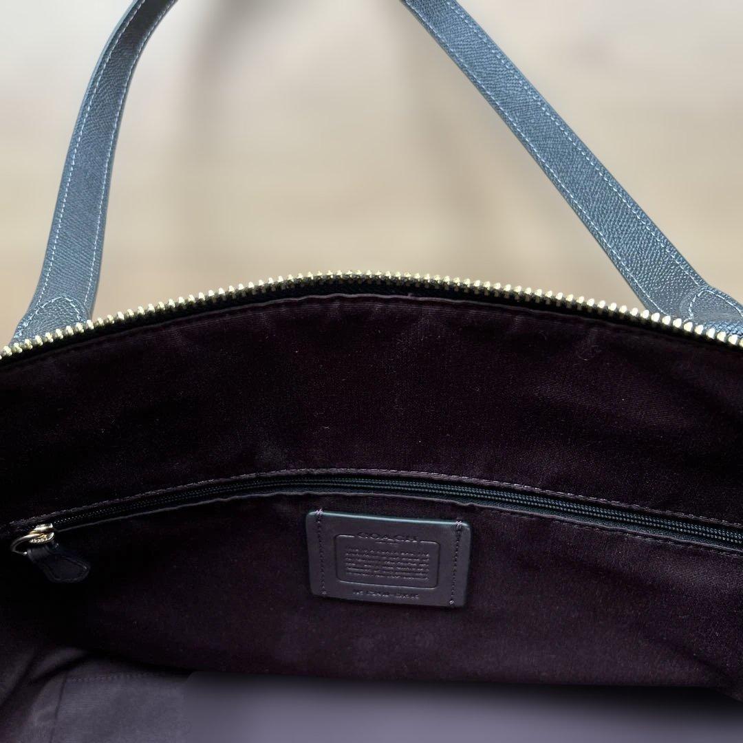COACH ショルダーバッグ （ブラック）