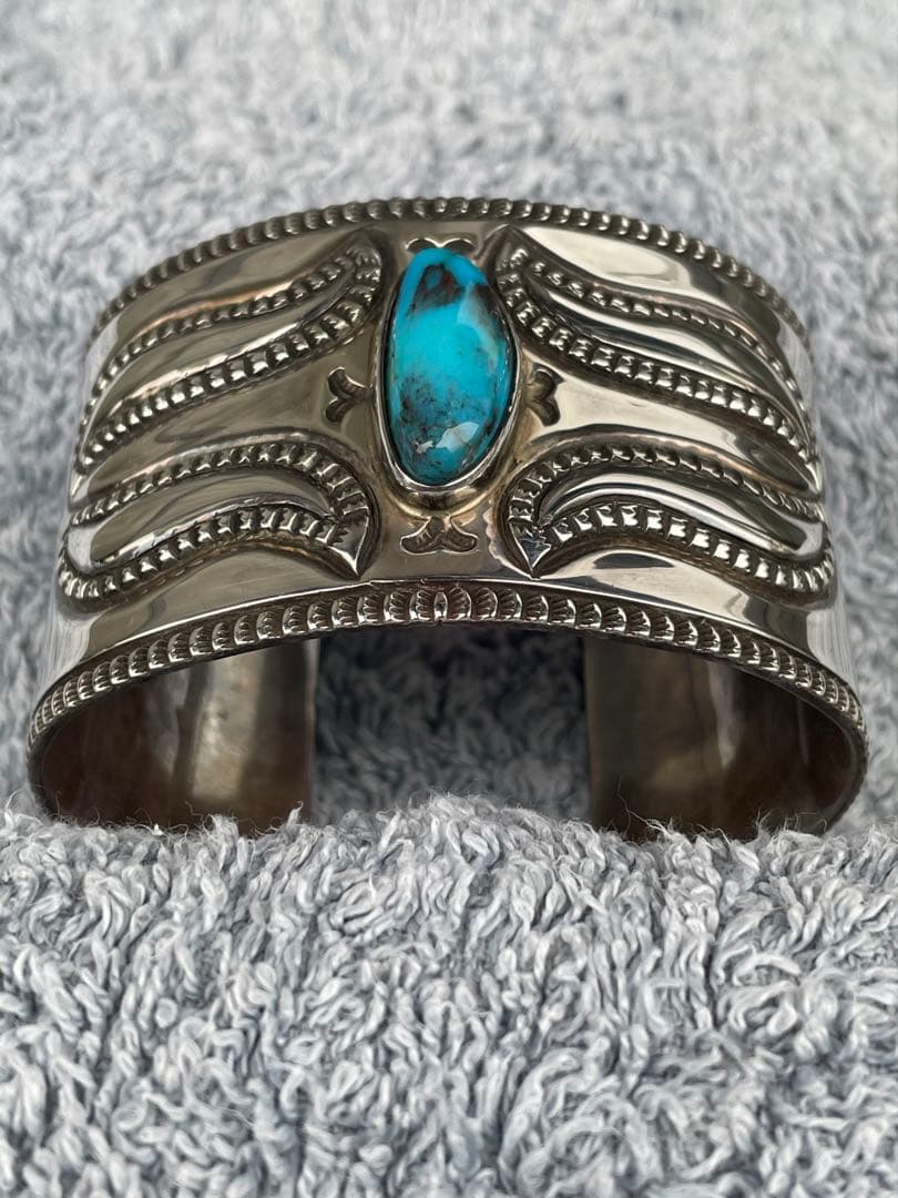 Jennifer Curtis ジェニファーカーティス ビズビー ブレスレット