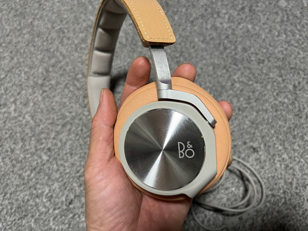 B&O BeoPlay H6オーバーイヤーヘッドフォン ベージュ