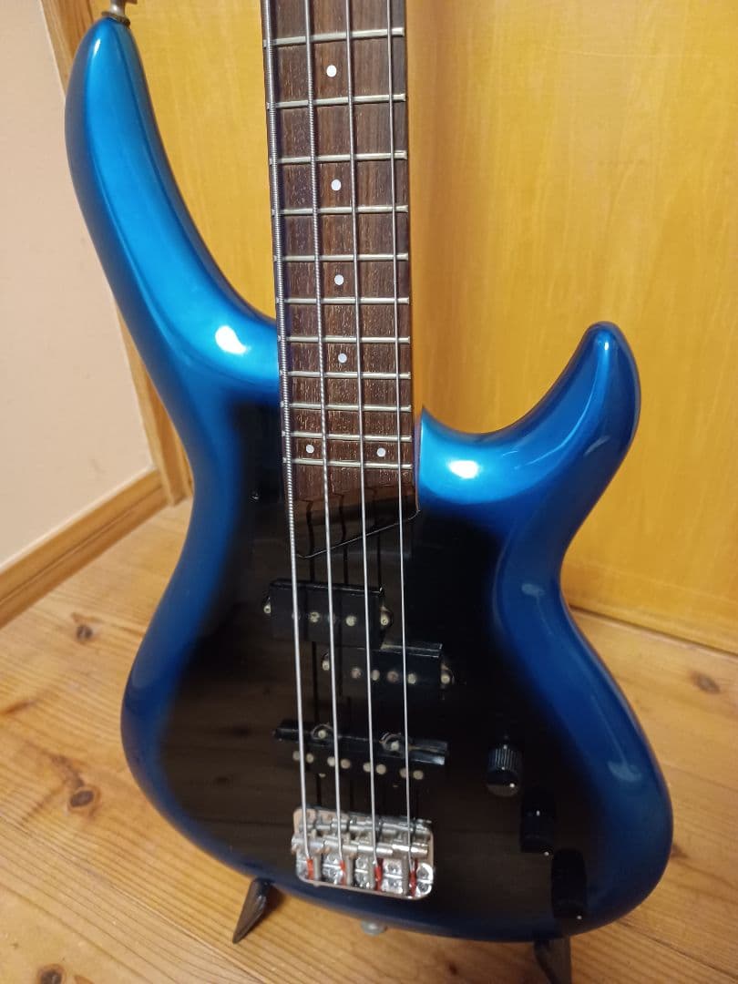 アリアプロ2アバンテ　シリーズ エレキベース ブルー