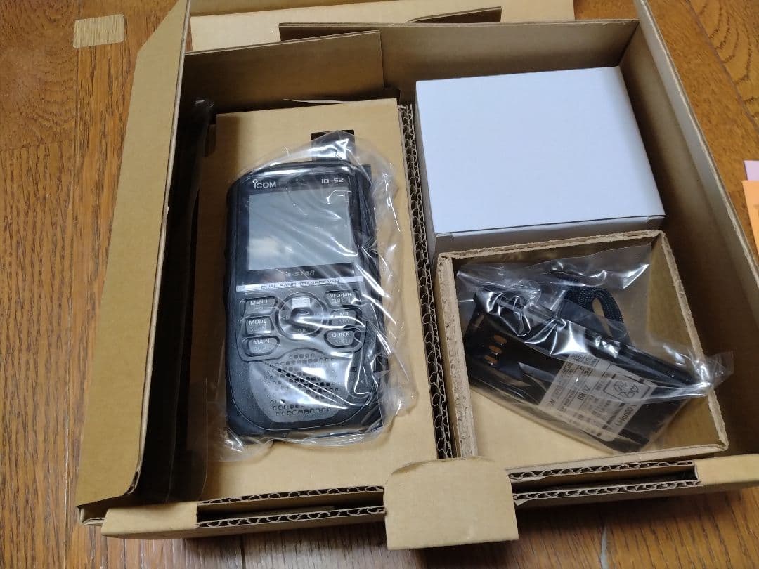 靖*形様 ICOM ID-52 受信改造済、エアーバンドスペシャル、未使用新品