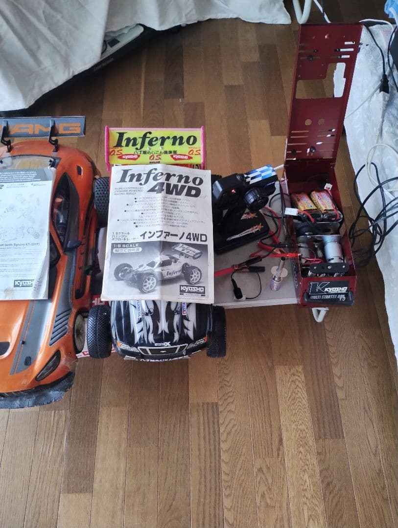 Inferno GT2 ＆ Inferno　各１機のシャーシとプロポのセット