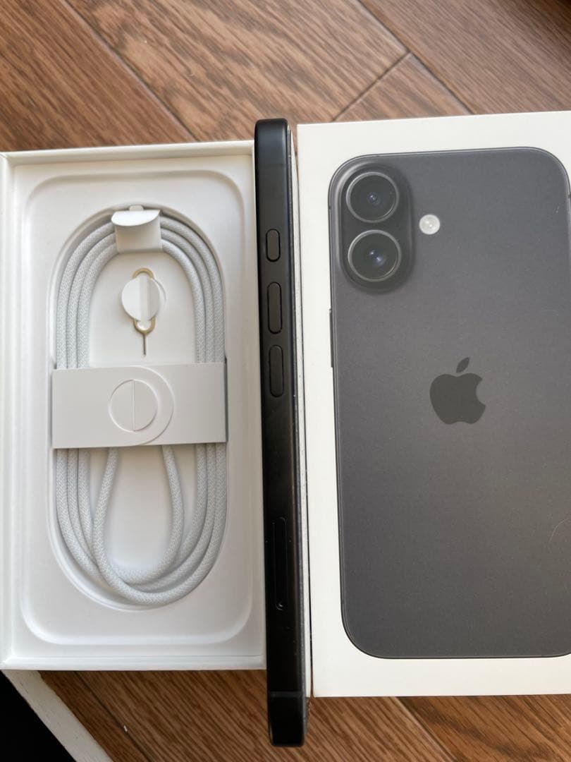 iPhone16 本体 128GB SIMフリー