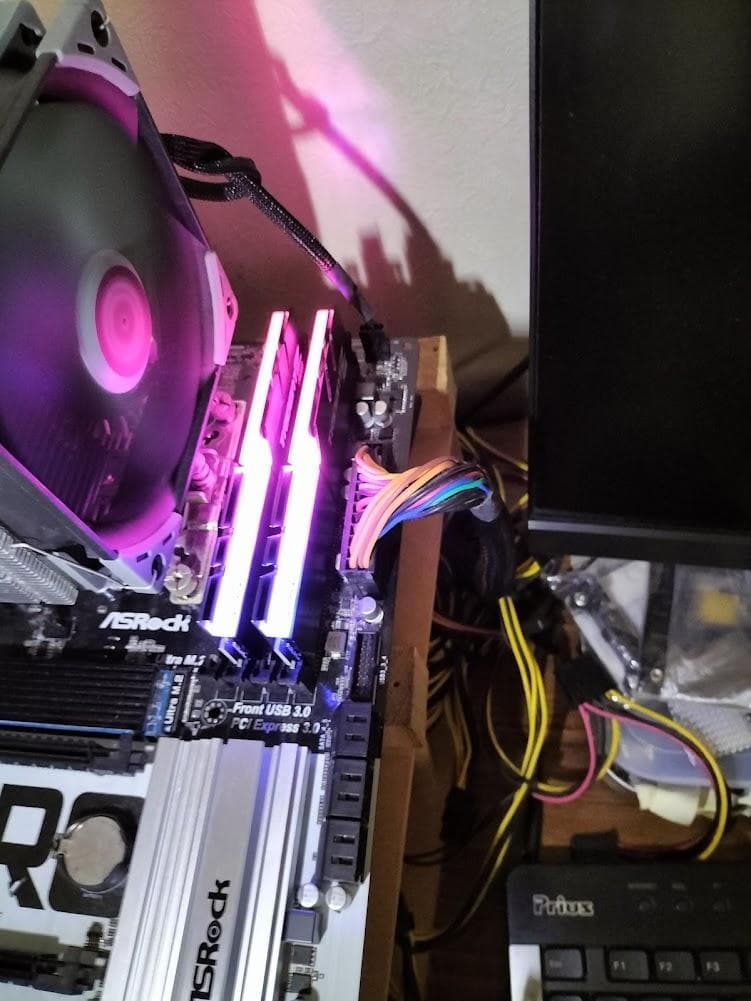 メモリー TRIDENT Z neo 32GB RGB