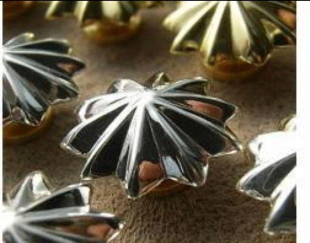 シルバーコンチョ15mm×1 13mm×2　10.5mm×2　燻しなし、リング