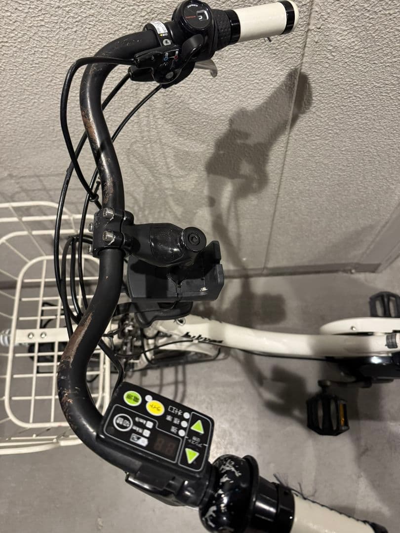 【手渡し】自転車 2017チャイルドシート付き ビッケ ブリヂストン　大阪