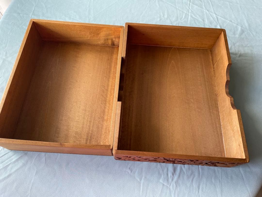 木彫り文房具収納箱