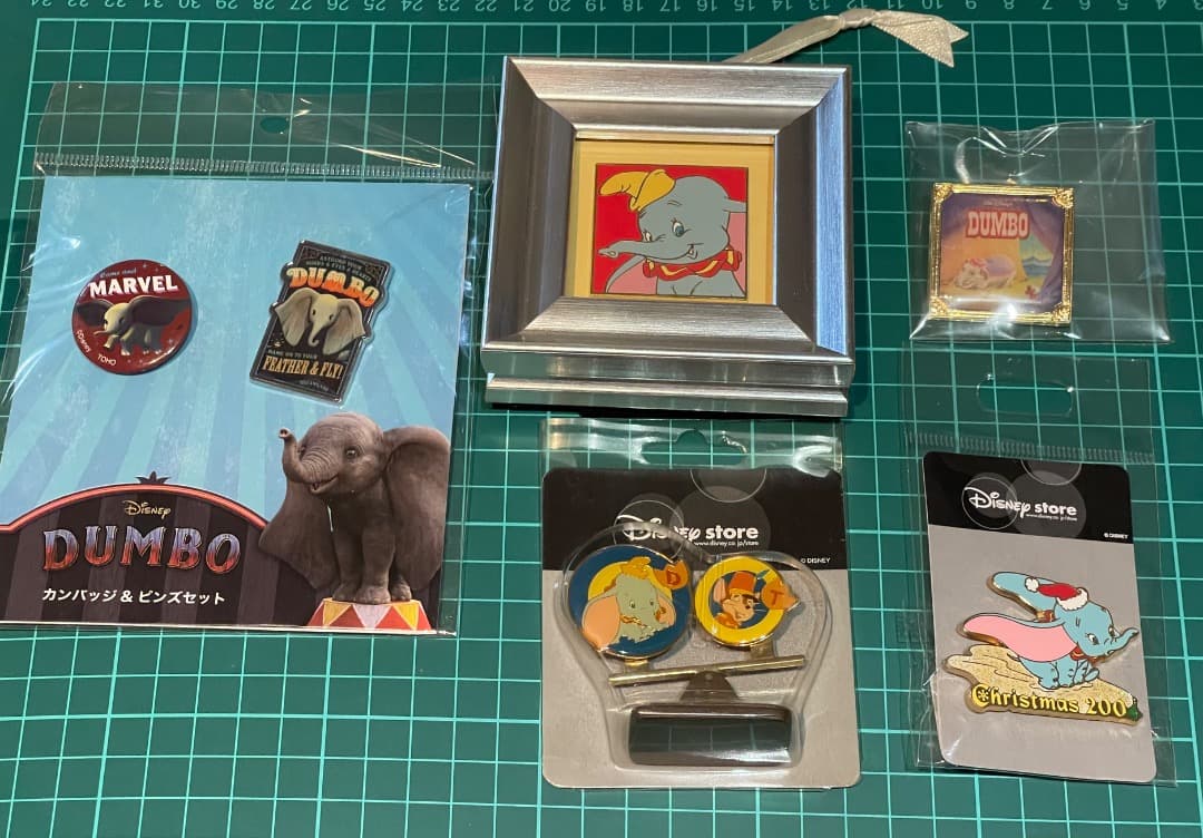 ディズニー　ディズニーストア　ダンボ ピン　セット　レア　シーソー　クリスマス