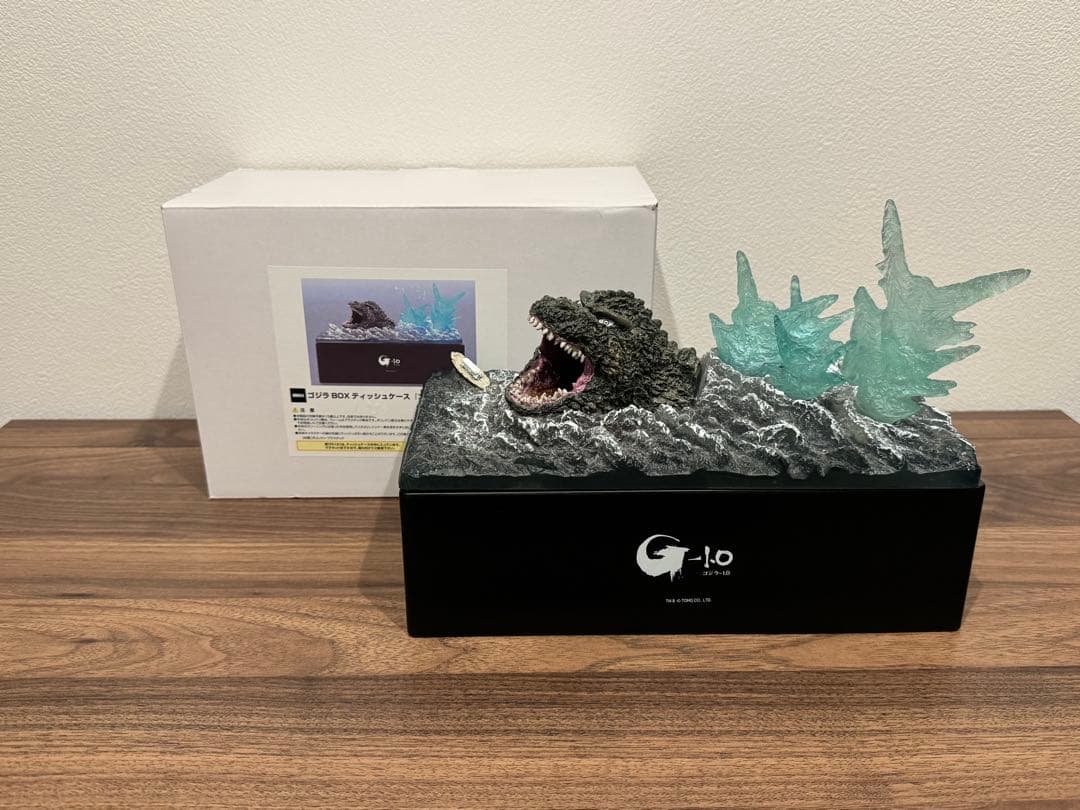 ゴジラＢＯＸティッシュケース　『ゴジラ－1.0』海上Ver. ※欠け、割れあり※
