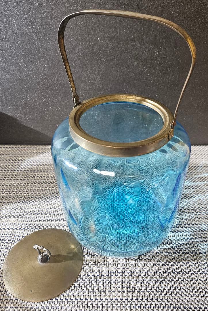 1800年代　欧州アンティーク　青被せ ダイヤ模様　ガラス瓶　キャンディポット