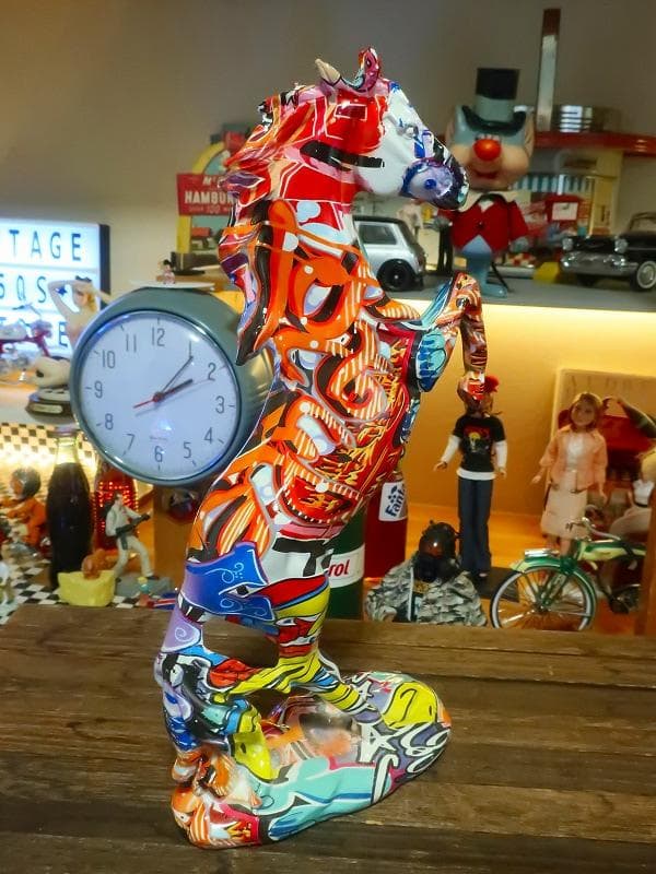 馬 サラブレッド 午年 カラフル 芸術品 金運アップ 置物 ロイヤルファミリー