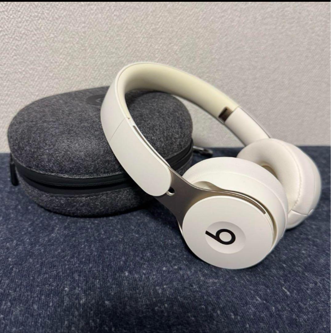 Beats Solo Pro ワイヤレスヘッドホン アイボリー