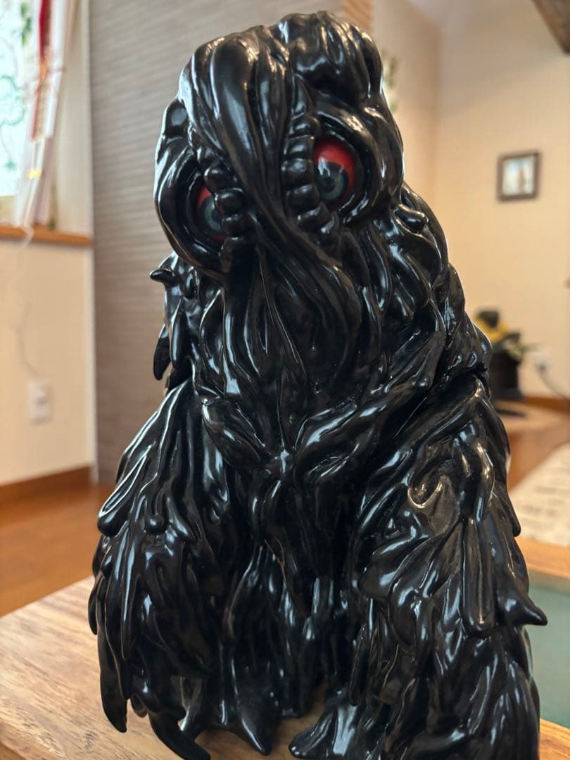 CCP × DOARAT ヘドラ成長期 黒　ソフビ　限定150体