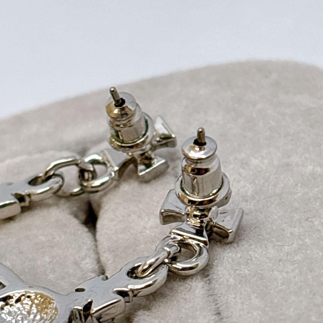 VivienneWestwoodヴィヴィアンウエストウッド オーブ ピアス