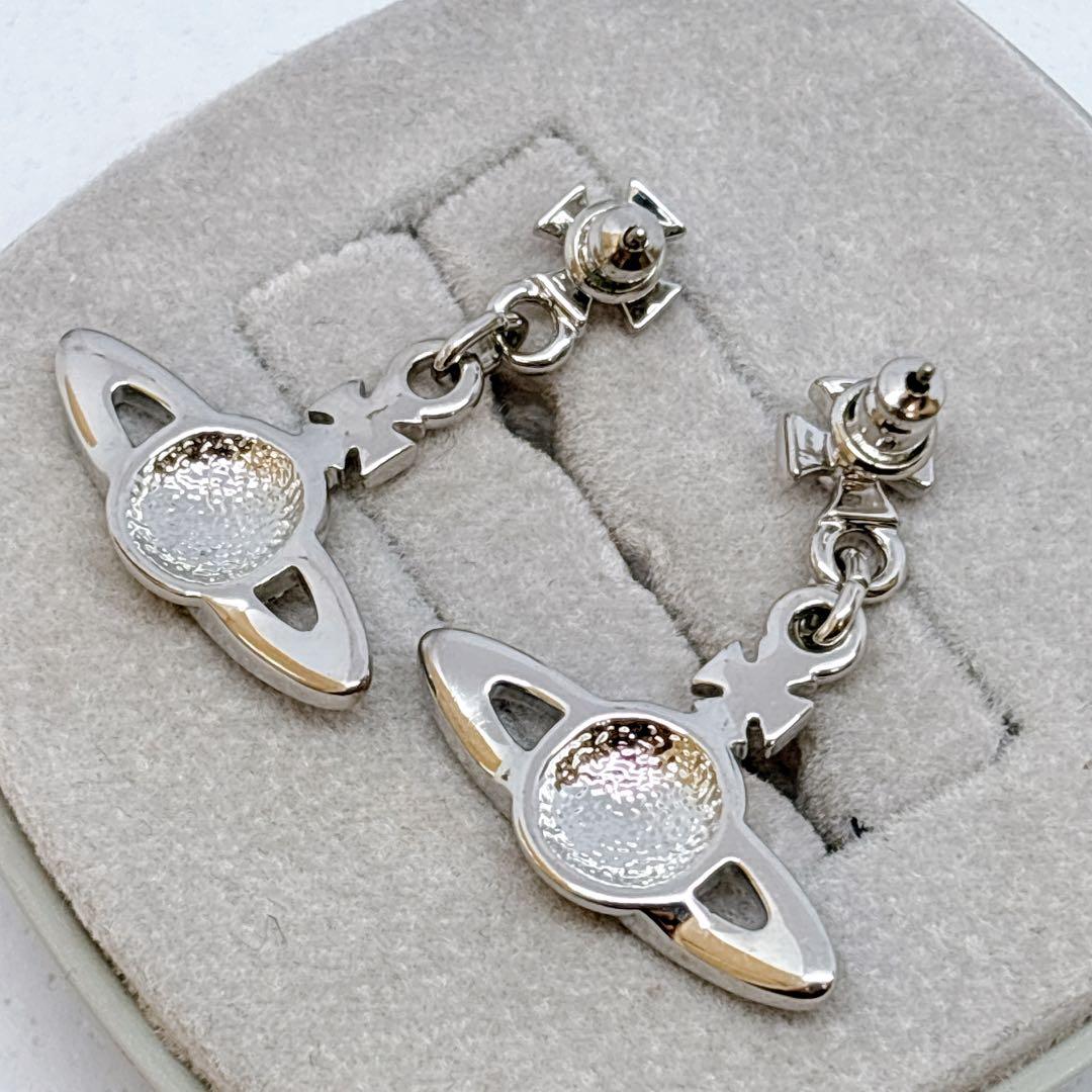VivienneWestwoodヴィヴィアンウエストウッド オーブ ピアス