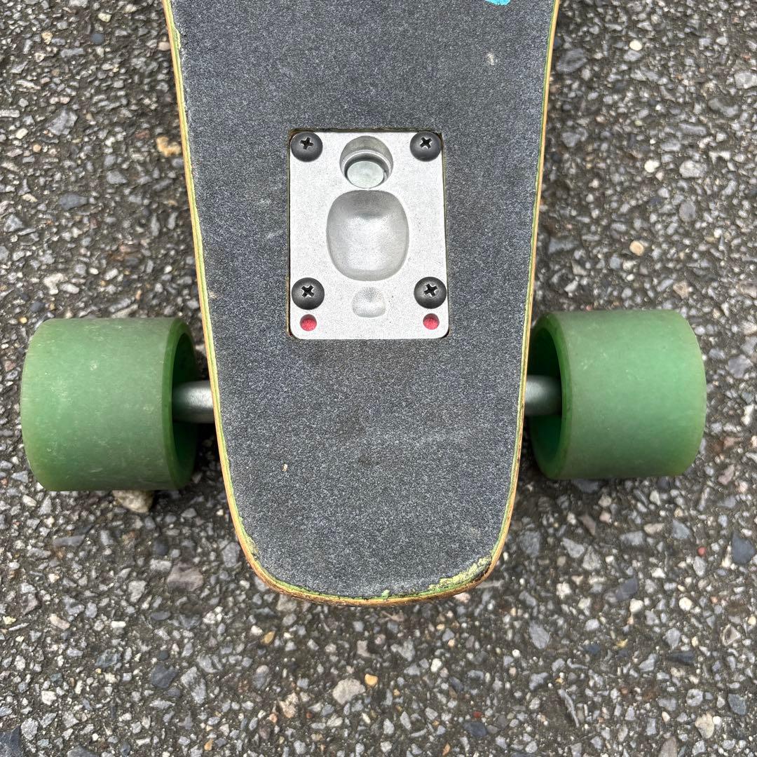 波のグラフィック スケートボード　セクター9