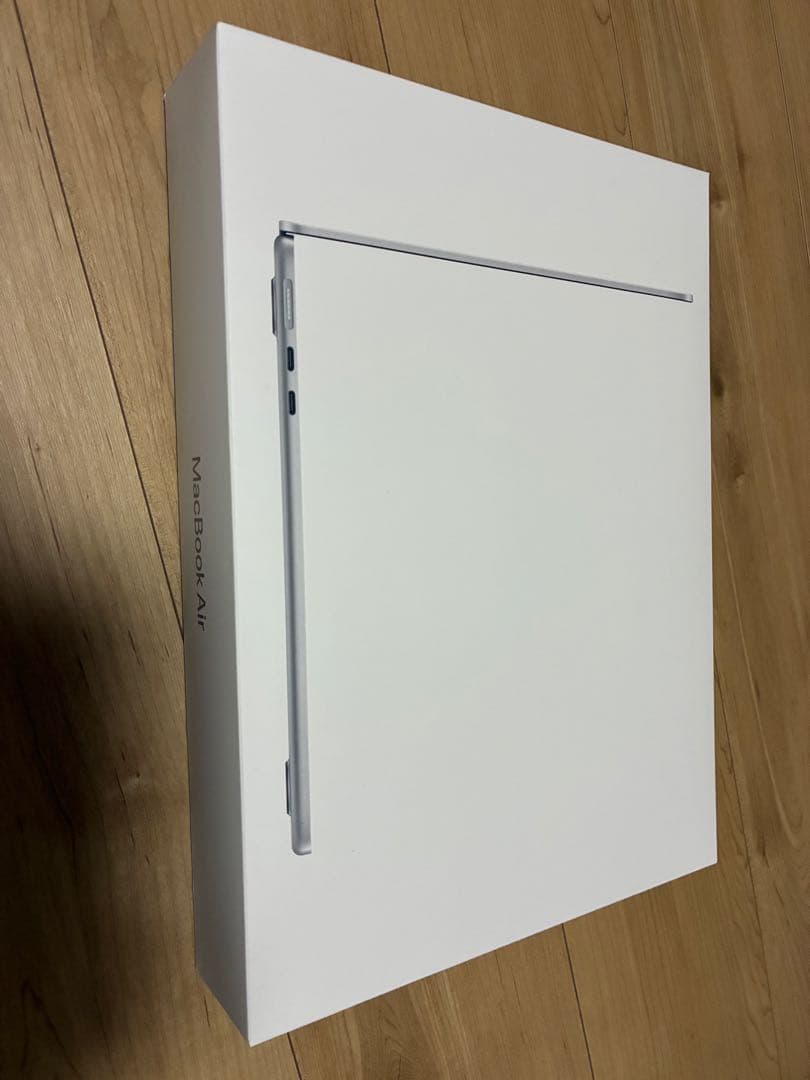 MacBook本体 MacBook Air (Apple M4, 16GB, SSD256GB)