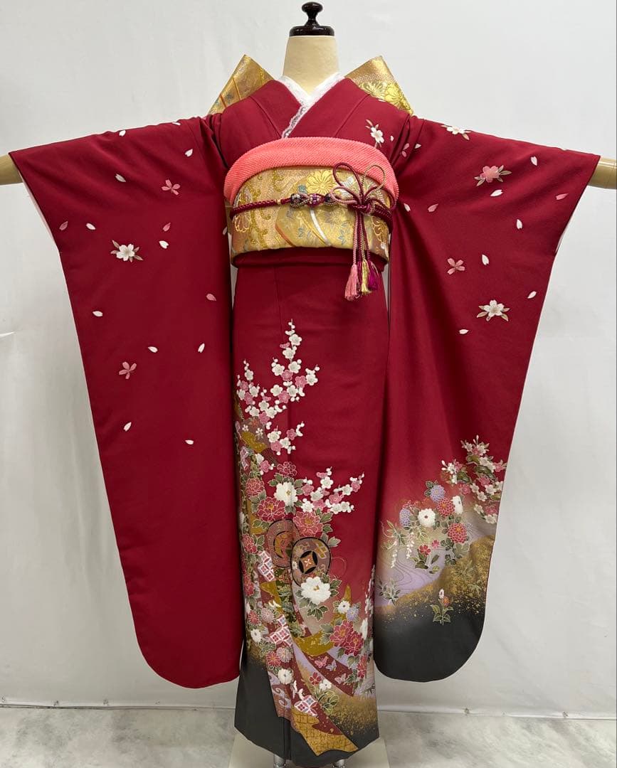 振り袖　フルセット　長襦袢付　赤　成人式　 金彩加工　650