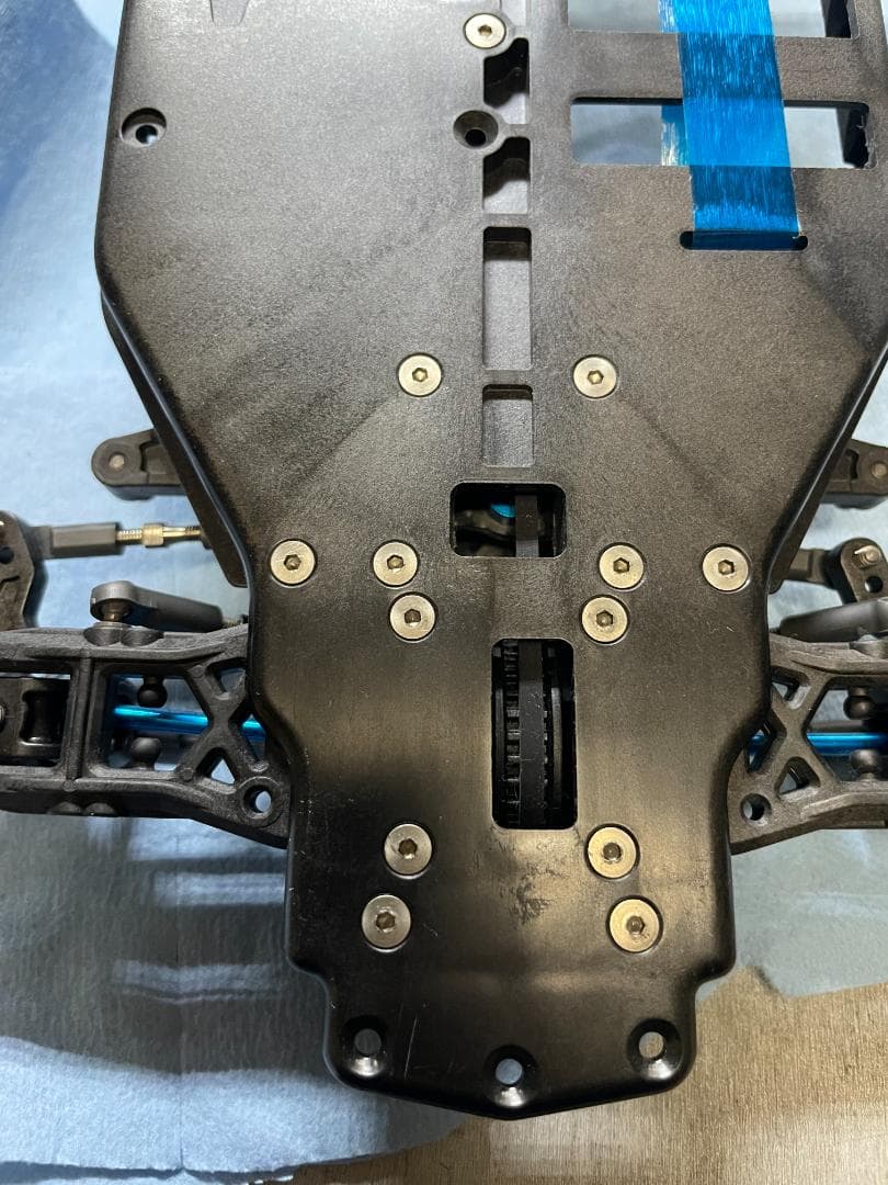 【中古】タミヤ　TA05ver.2【ダンパー無し・一部パーツ無し】