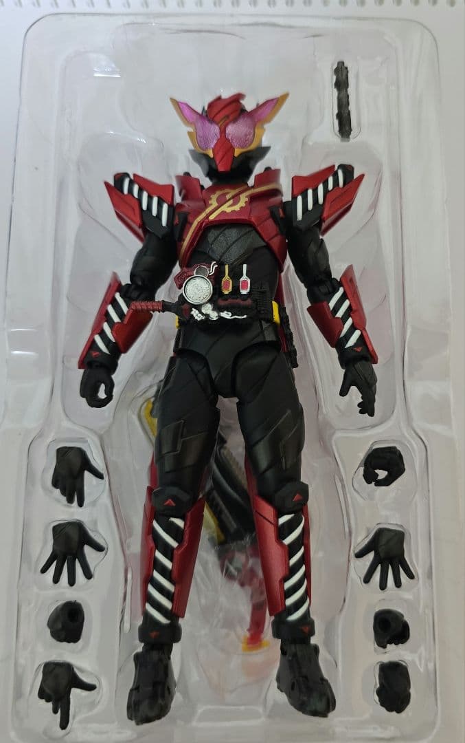 S.H.フィギュアーツ 仮面ライダービルド　タンクタンク ラビットラビット