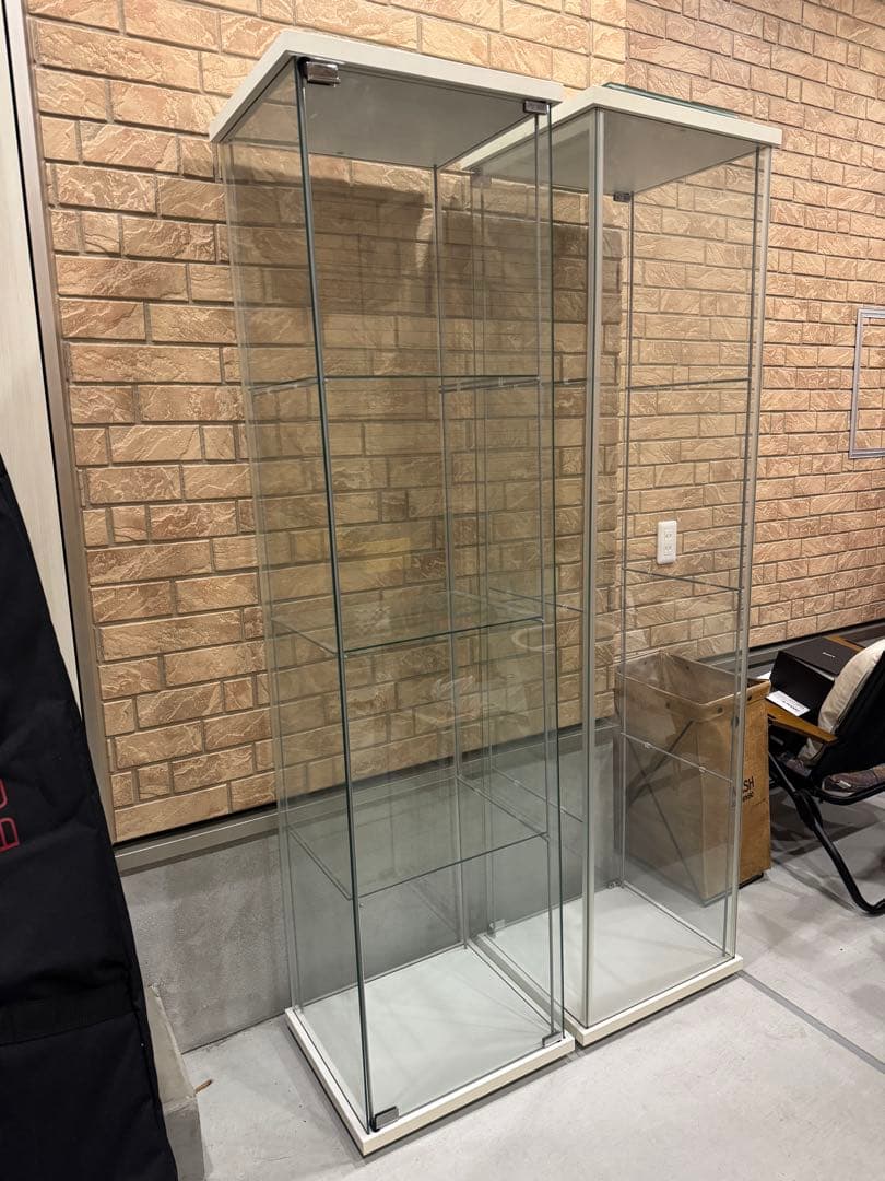 IKEA DETOLF ガラスケース ホワイト 43x163cm①