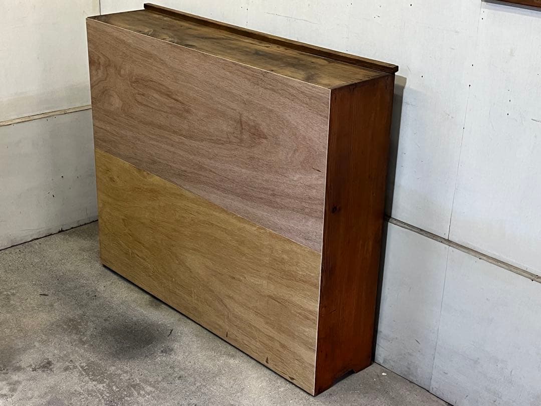 p*n様 古い木製の薄型陳列棚 ガラス戸棚 シンプル店舗什器