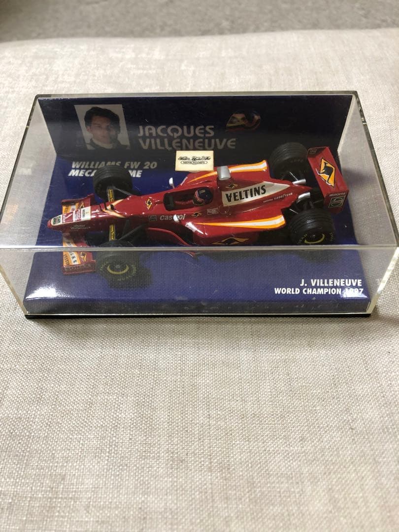 MINICHAMPS  1/43 ジャック・ヴィルヌーヴ 1998
