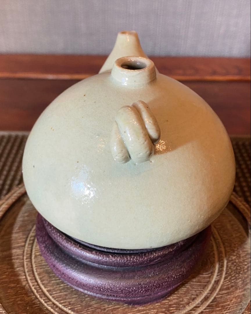 緑青磁　水滴・一輪挿し　鑑賞台付 沈船品 ヴィンテージ　レア 中国　台湾茶器