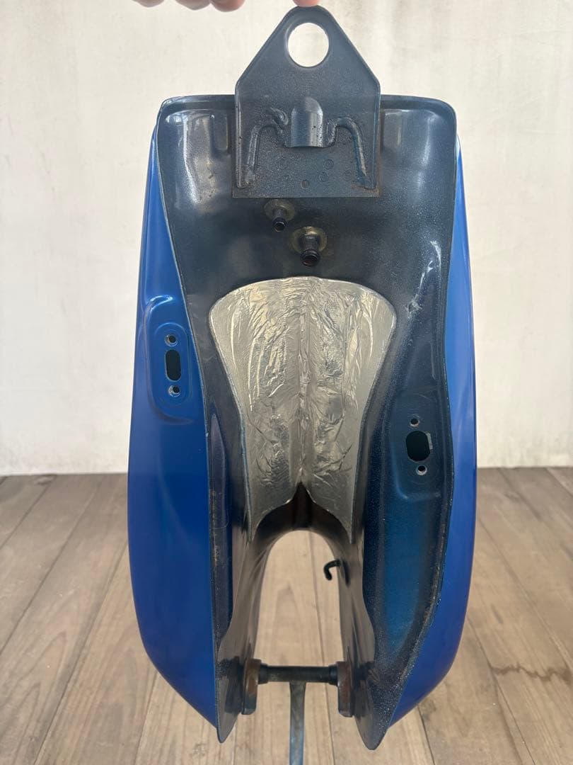 SR400 FI用ガソリンタンク　自家塗装（ベージュに再塗装）