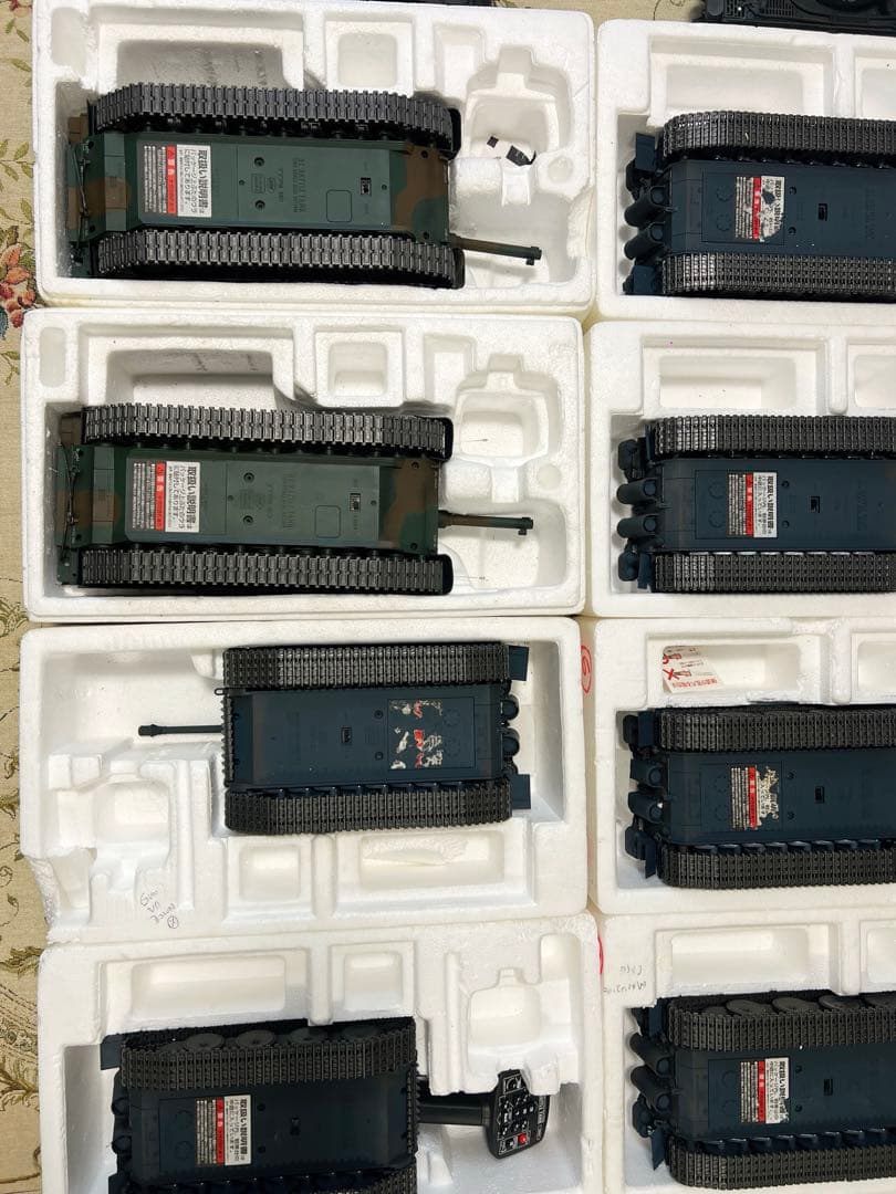 [訳あり] 東京マルイ戦車19台セットまとめ売り